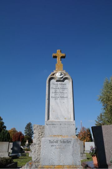 Friedhof Wels 18.jpg