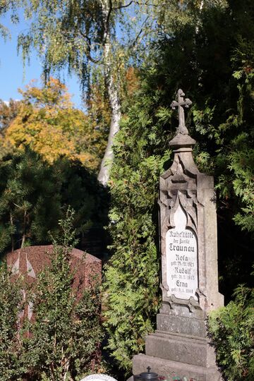 Friedhof Wels 07.jpg