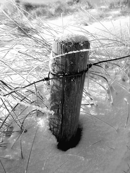 Datei:Schnee am Strandabgang.jpg